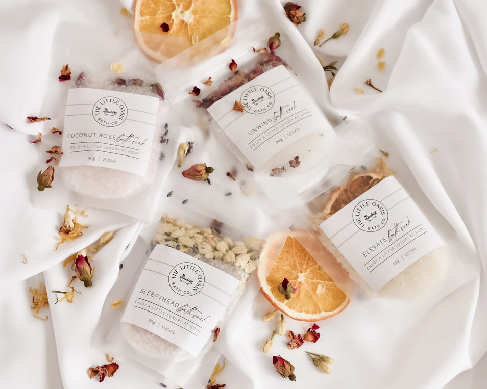 The Little Oasis Bath Co. - Coconut Rose | Magnesium Bath Soak 90g