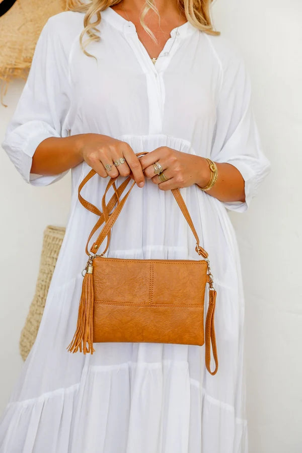 Free Spirit - Soft Touch Clutch - Tan