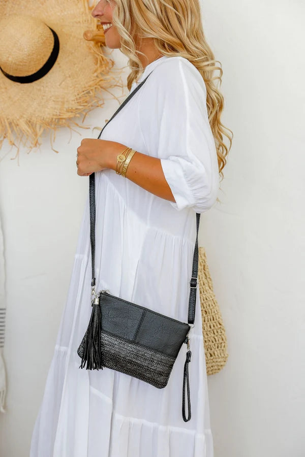Free Spirit - Two Tone Clutch - Black