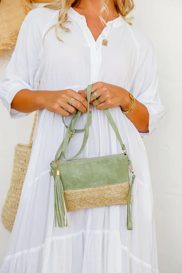 Free Spirit - Two Tone Clutch - Pistachio