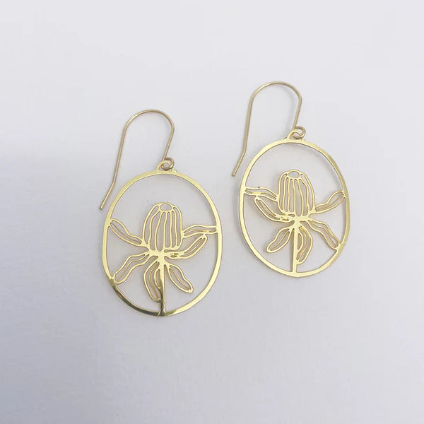 Denz - Mini Banksia Flower Earrings in Gold