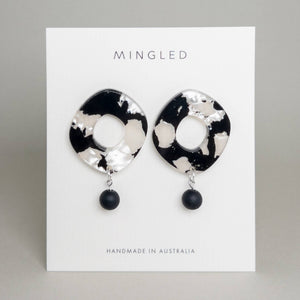 Mingled - Luna Drop Earrings - Black & White Pearl
