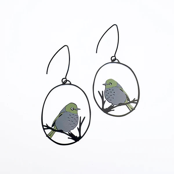 Denz - Midi Silvereye bird earrings in Black/Grey/Olive